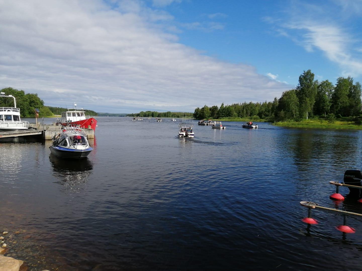 Riistavesi uistelukilpailu maisema